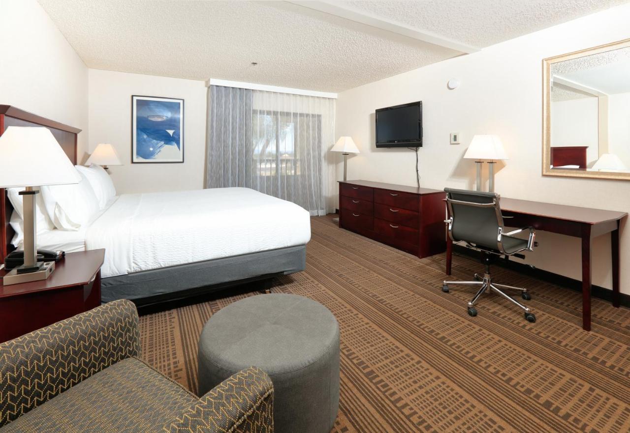 Holiday Inn & Suites Santa Maria By Ihg Exterior foto