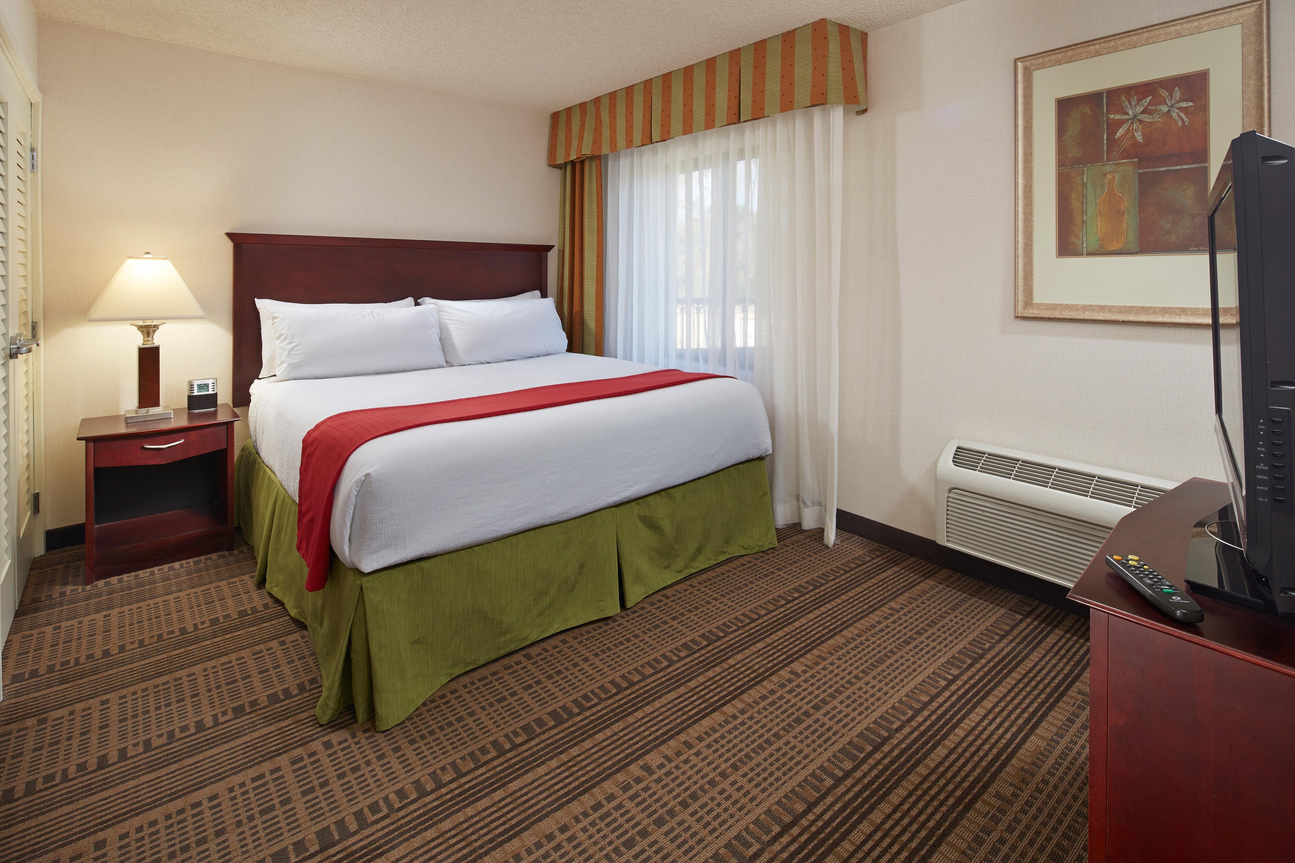 Holiday Inn & Suites Santa Maria By Ihg Exterior foto