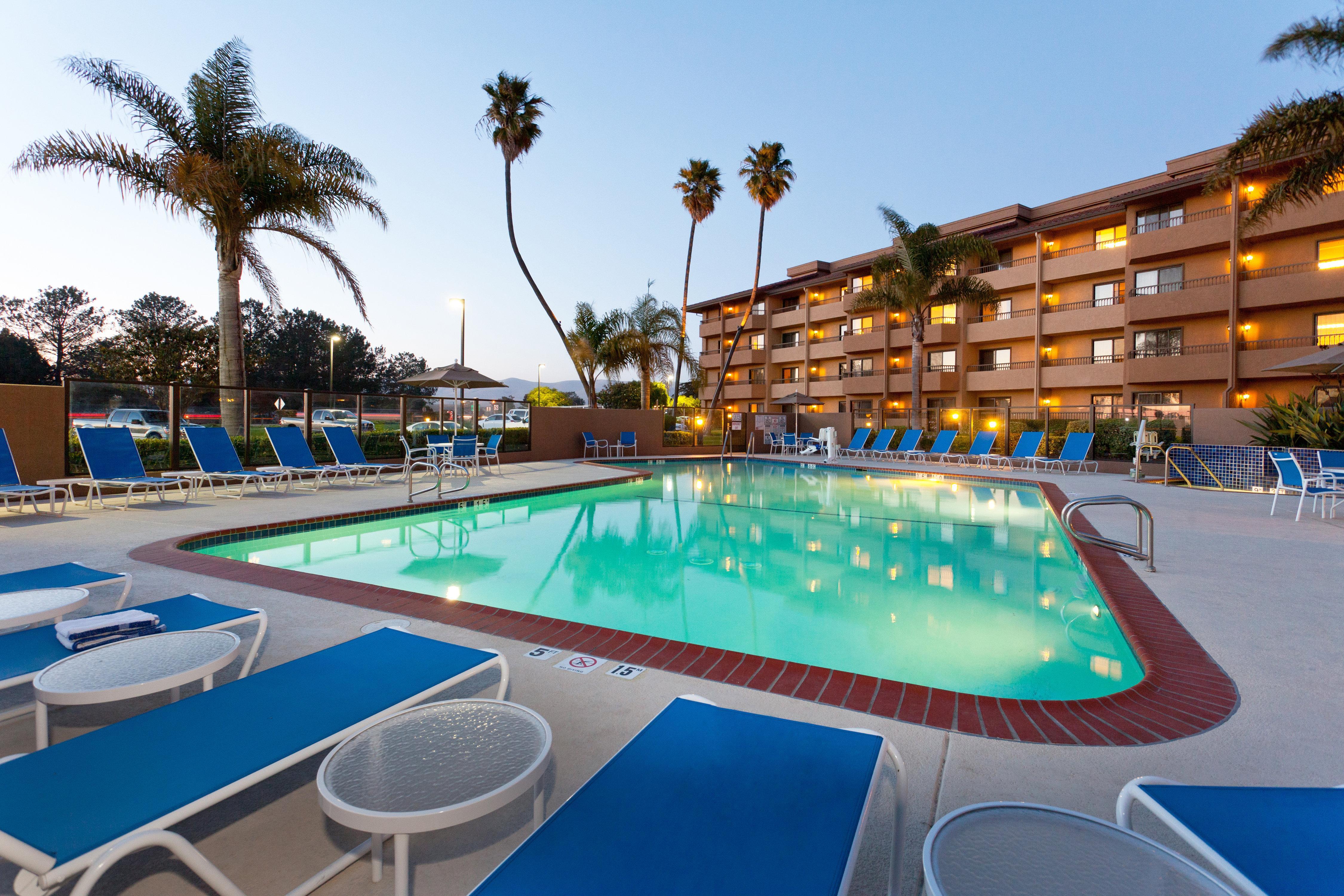 Holiday Inn & Suites Santa Maria By Ihg Exterior foto